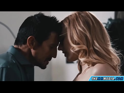 ❤️ Seks romantis dengan pirang slutty ❤️ Video porno di id.eggporncomics.ru